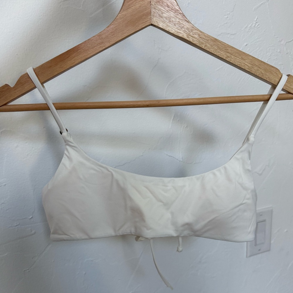 ONEILL white bikini top with tie back